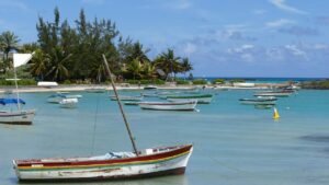 cap malheureux, mauritius, sea