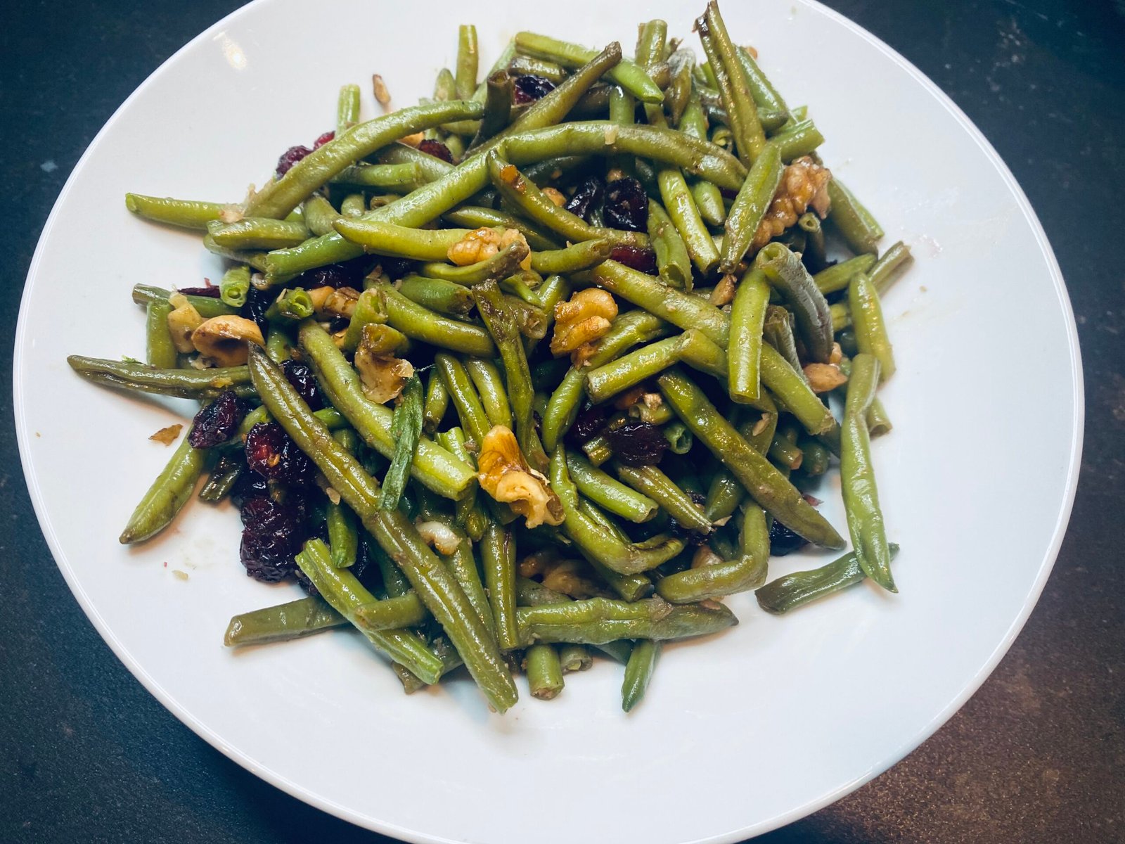 Haricots verts aux noix et aux cranberries, etats-unis